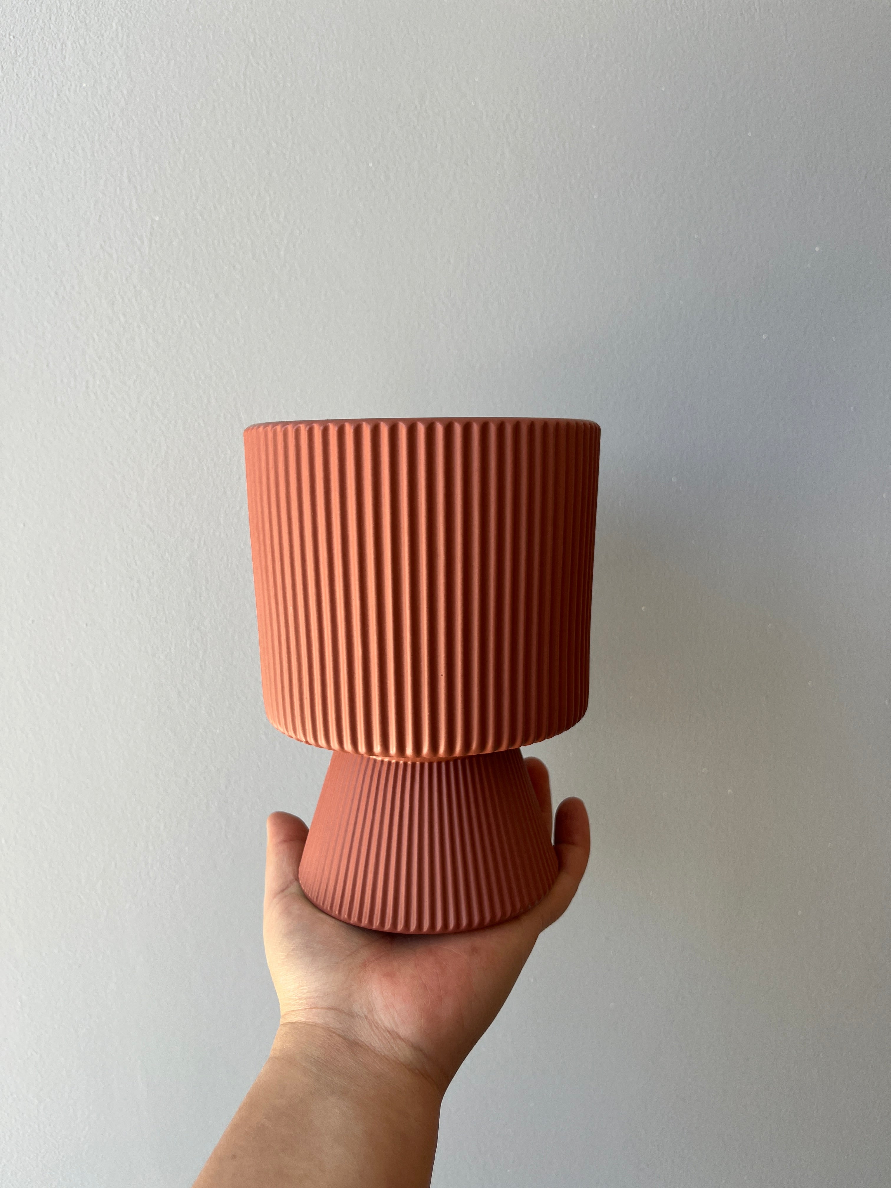 Macetero pedestal ceramica