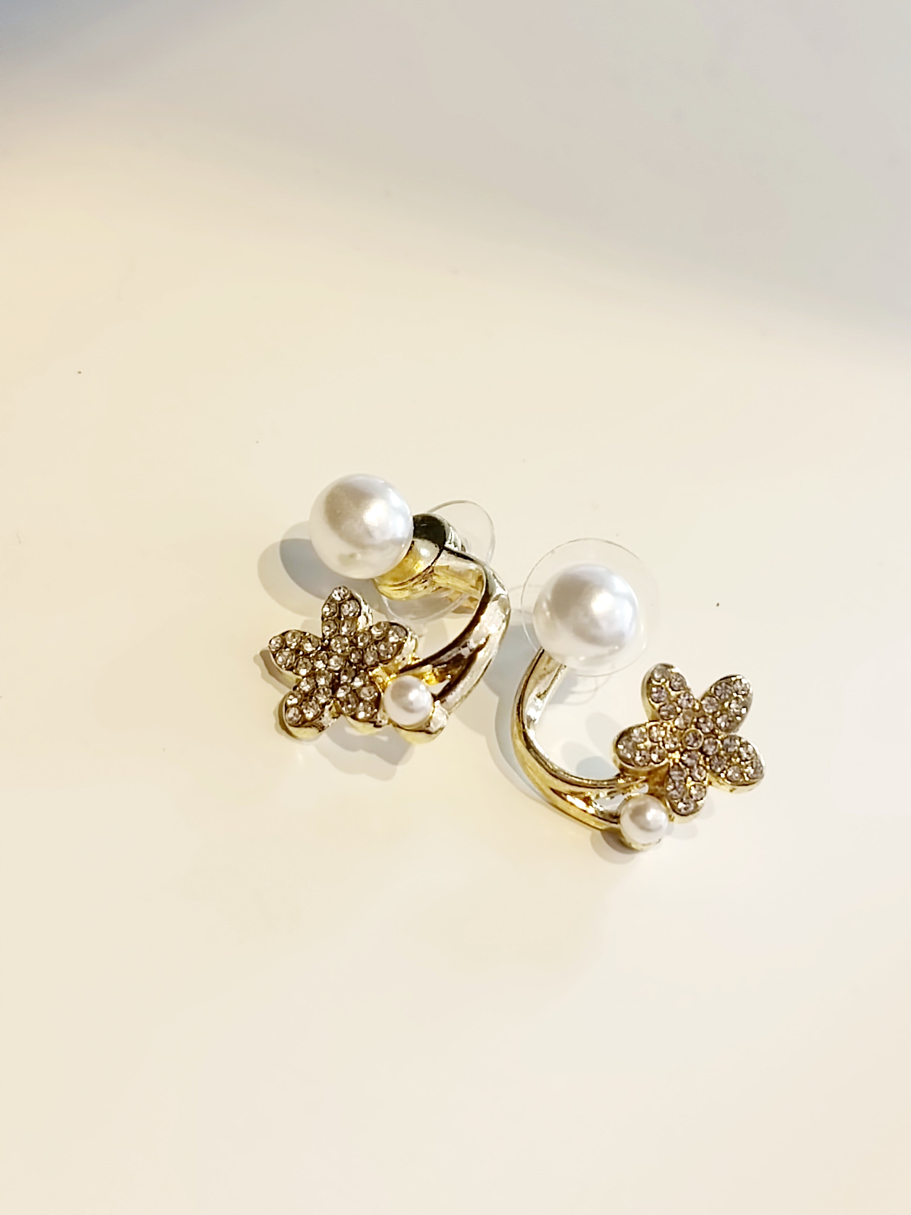 Aros Flor brillante Perla