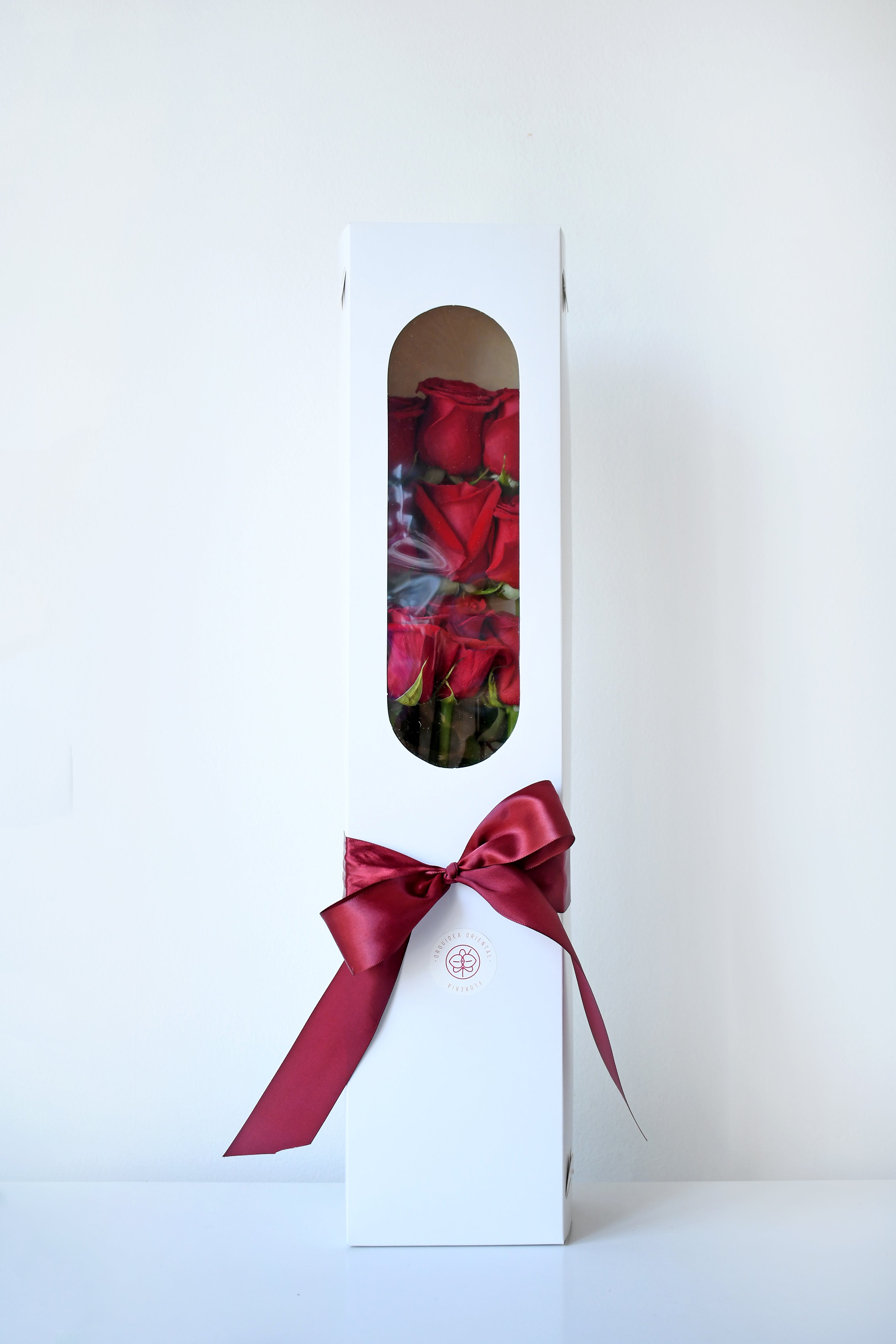Caja de 9 rosas rojas