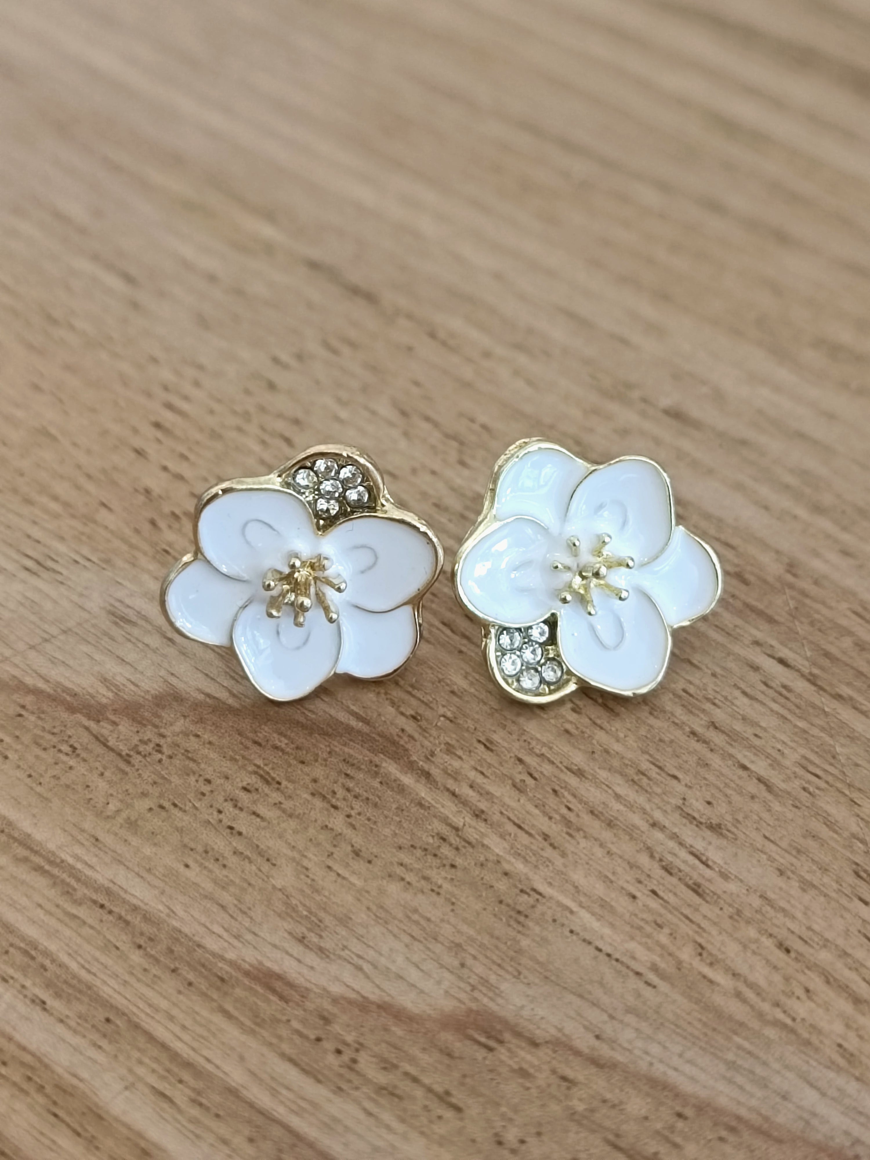 Aros flor pétalo brillante